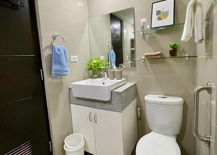 Cozy Place Across Mitsukoshi Mall Apartment *