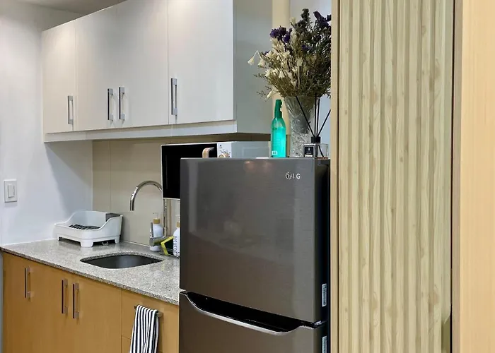 Apartment Cozy Place Across Mitsukoshi Mall Manila